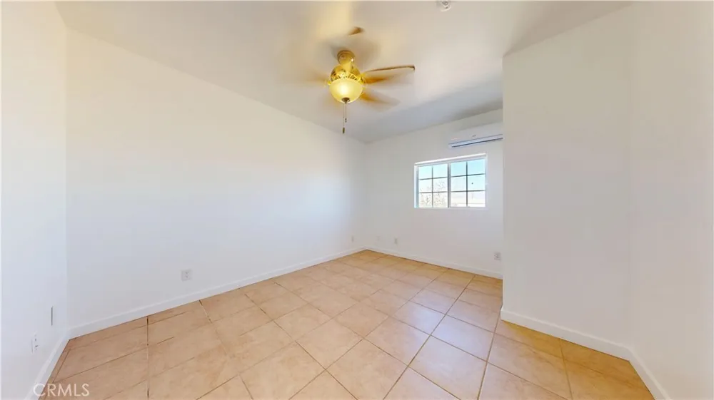 829 Cambria Yucca Valley, CA 92285