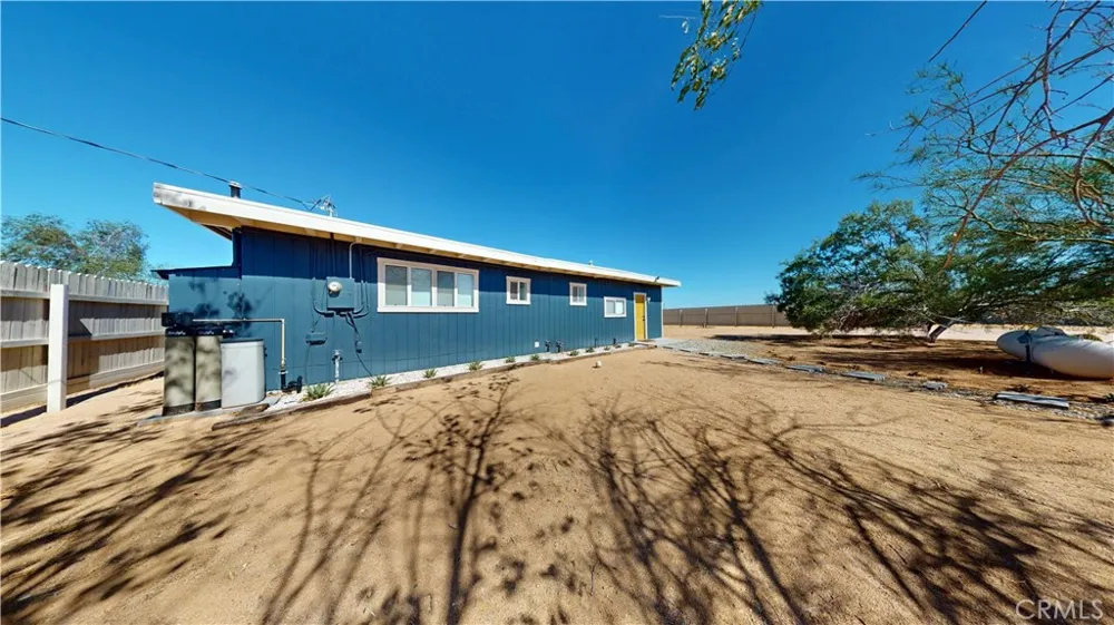 829 Cambria Yucca Valley, CA 92285