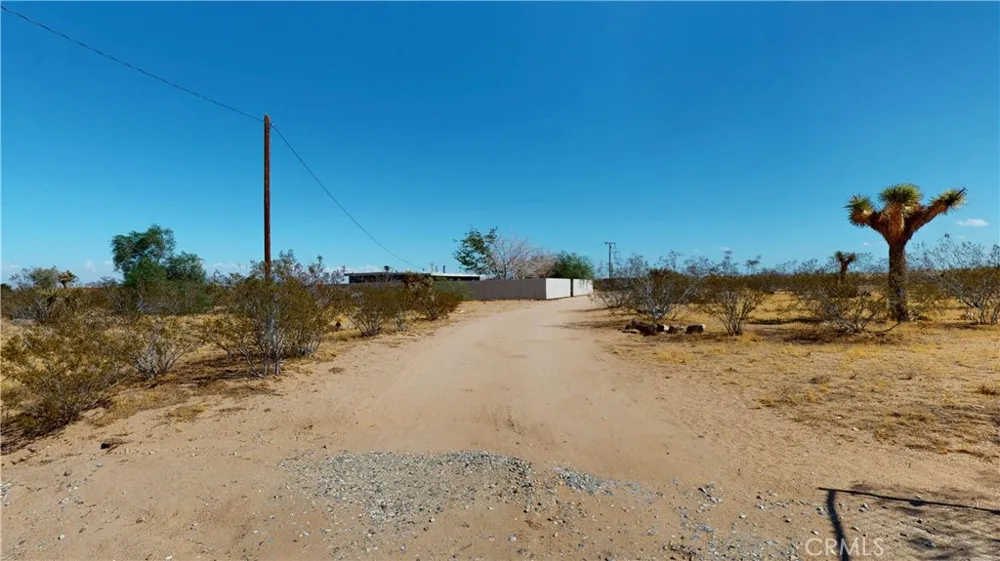 829 Cambria Yucca Valley, CA 92285