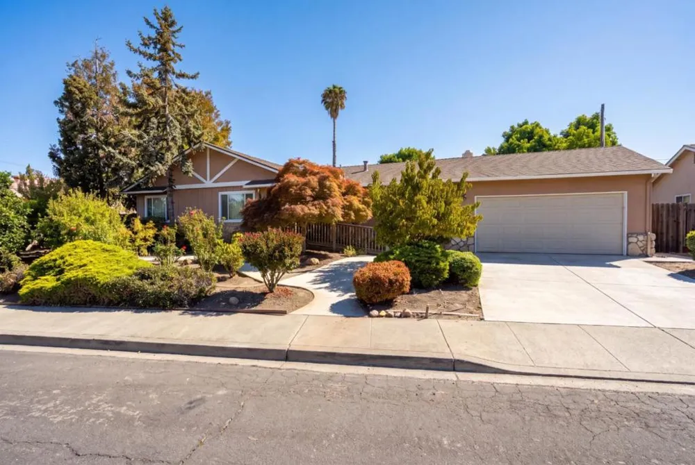 3444 Kenyon Drive Santa Clara, CA 95051