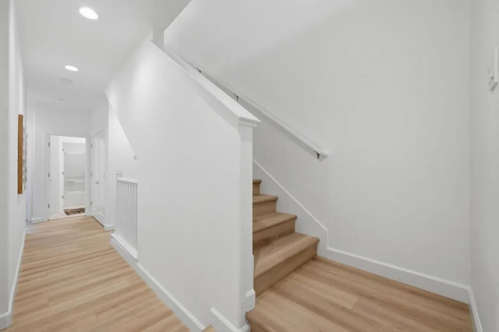 8555 Boardwalk Way Newark, CA 94560