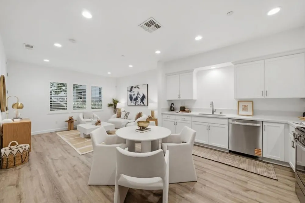 8555 Boardwalk Way Newark, CA 94560