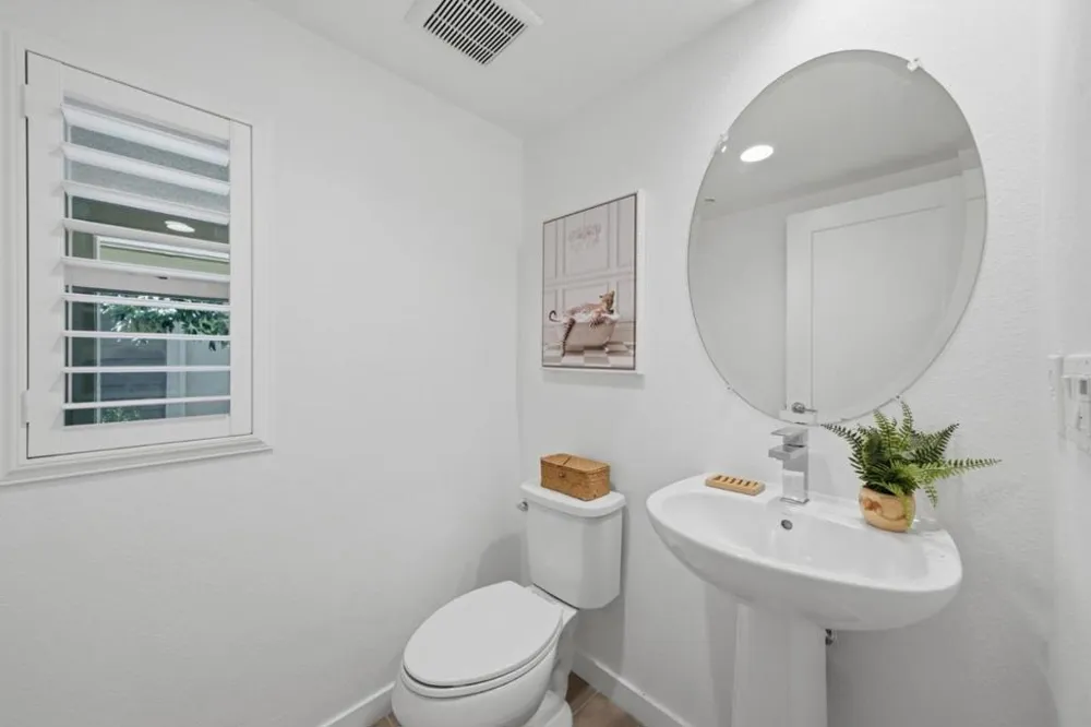 8555 Boardwalk Way Newark, CA 94560