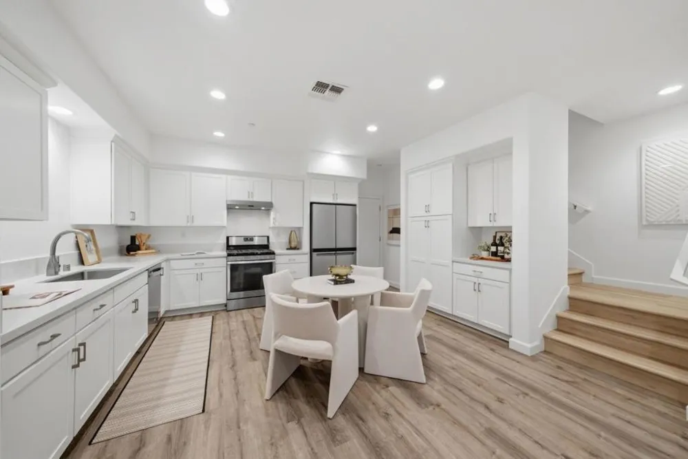 8555 Boardwalk Way Newark, CA 94560