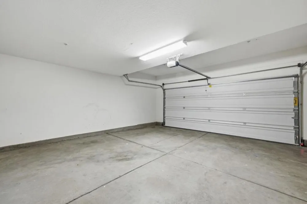 8555 Boardwalk Way Newark, CA 94560