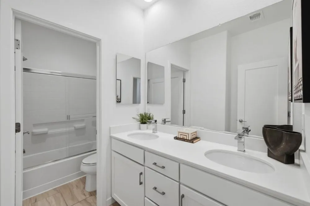 8555 Boardwalk Way Newark, CA 94560