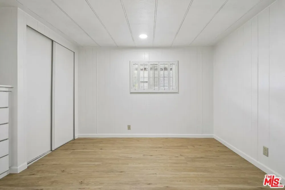 11250 Playa Street #16 1/2 Culver City, CA 90230
