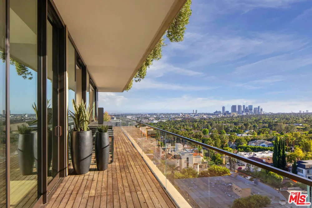 9040 W Sunset Boulevard #905 West Hollywood, CA 90069