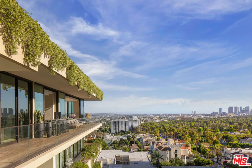 9040 W Sunset Boulevard #905 West Hollywood, CA 90069