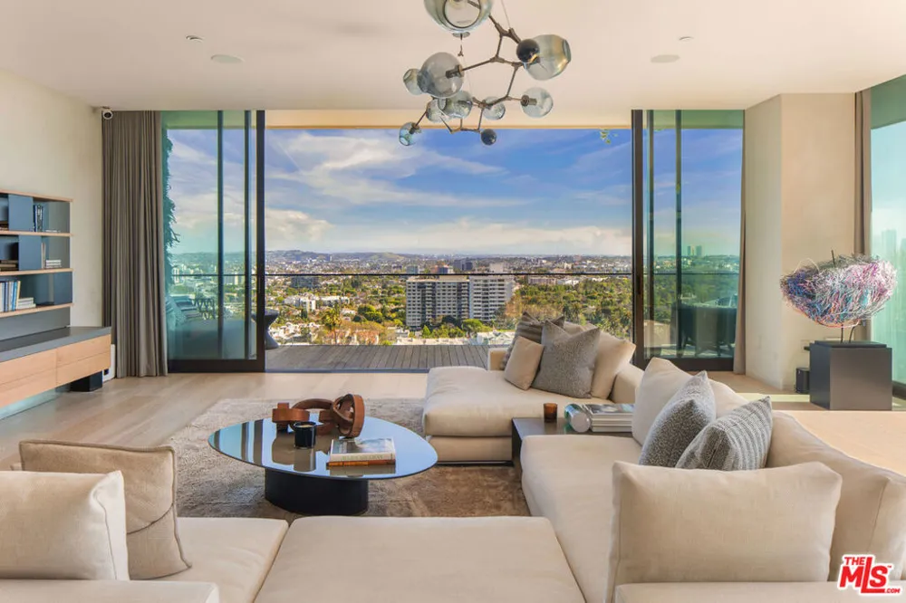9040 W Sunset Boulevard #905 West Hollywood, CA 90069