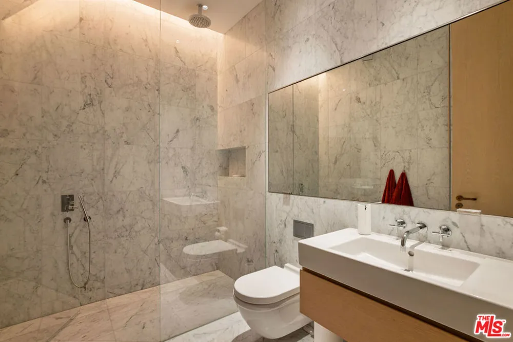 9040 W Sunset Boulevard #905 West Hollywood, CA 90069
