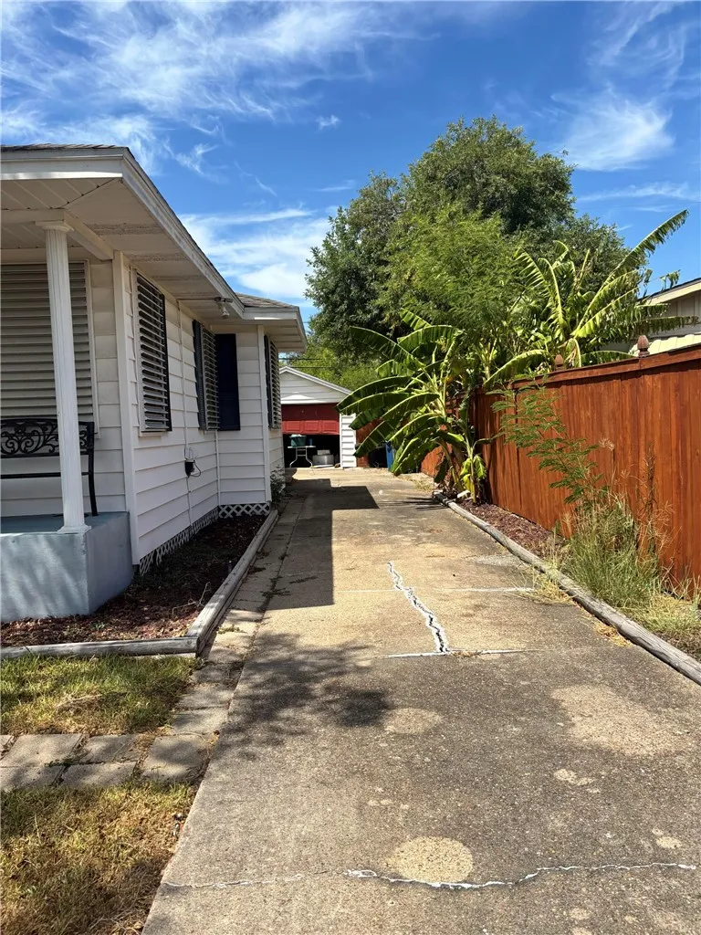 606 Collingswood Drive Corpus Christi, TX 78412