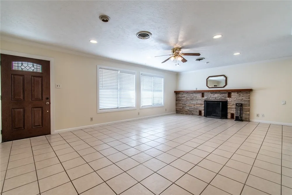 203 E Wildwood Drive Corpus Christi, TX 78410