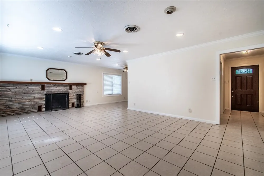 203 E Wildwood Drive Corpus Christi, TX 78410