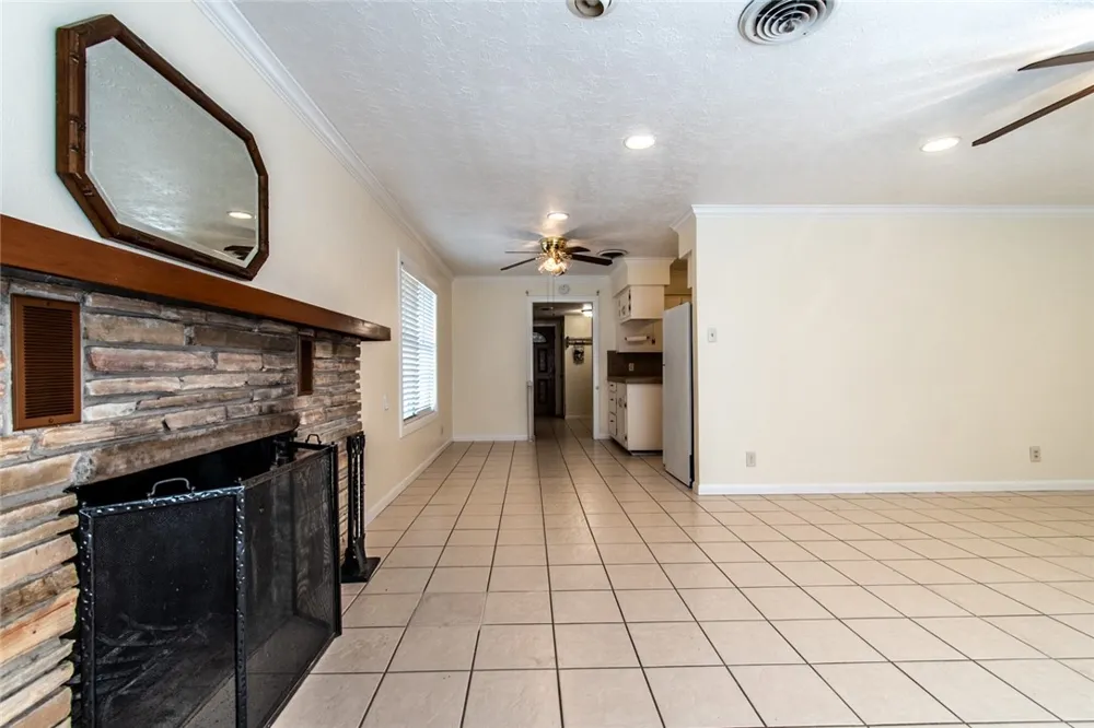203 E Wildwood Drive Corpus Christi, TX 78410