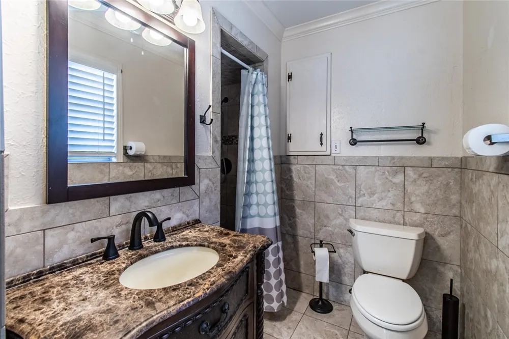 203 E Wildwood Drive Corpus Christi, TX 78410
