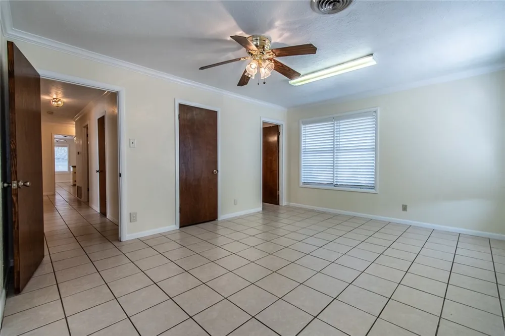 203 E Wildwood Drive Corpus Christi, TX 78410