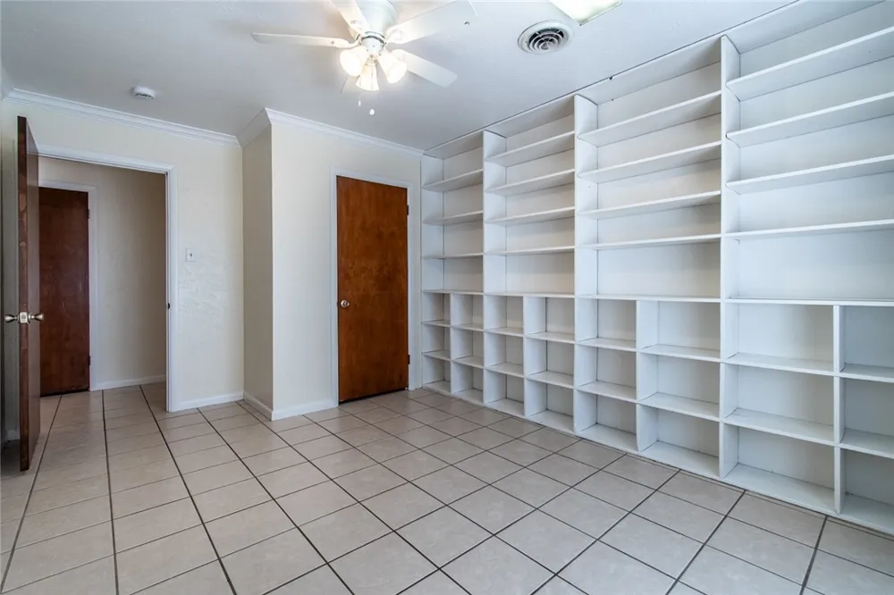 203 E Wildwood Drive Corpus Christi, TX 78410