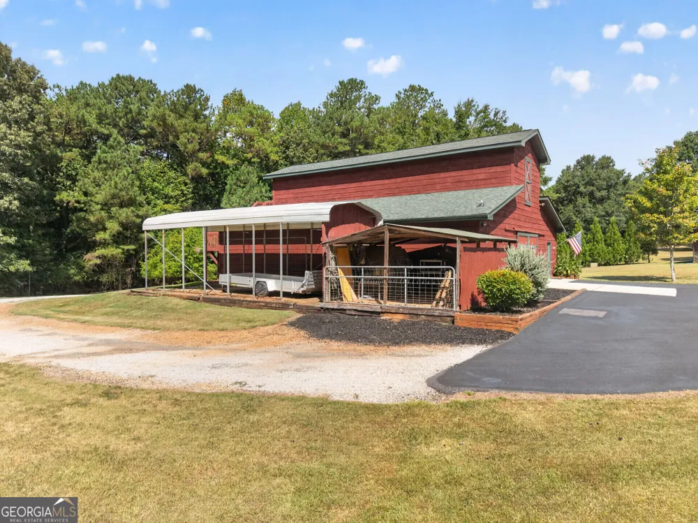 2030 Aqua RD Madison, GA 30650