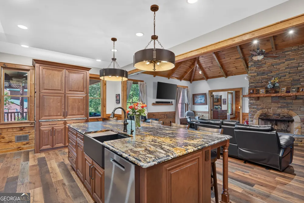 2030 Aqua RD Madison, GA 30650