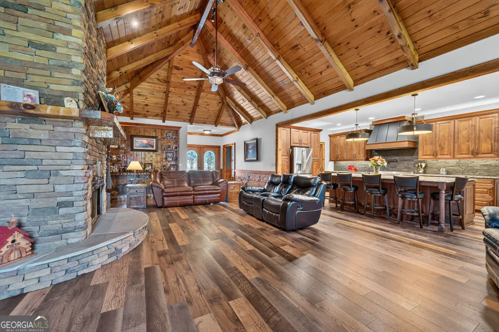 2030 Aqua RD Madison, GA 30650