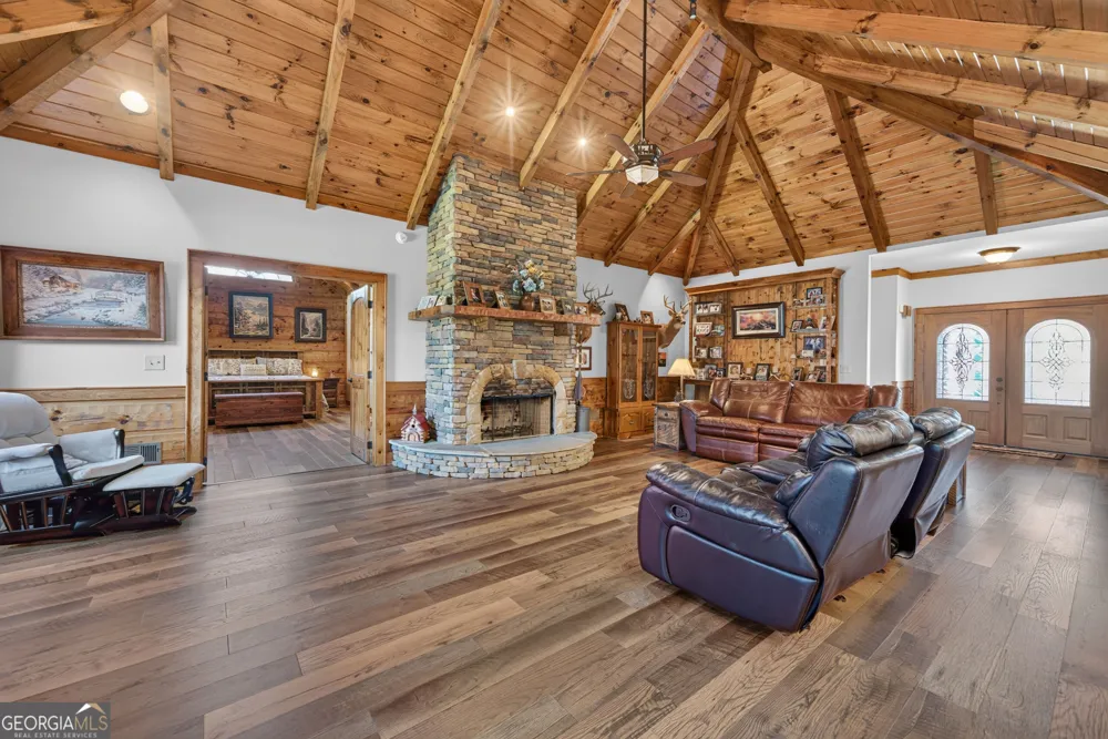 2030 Aqua RD Madison, GA 30650