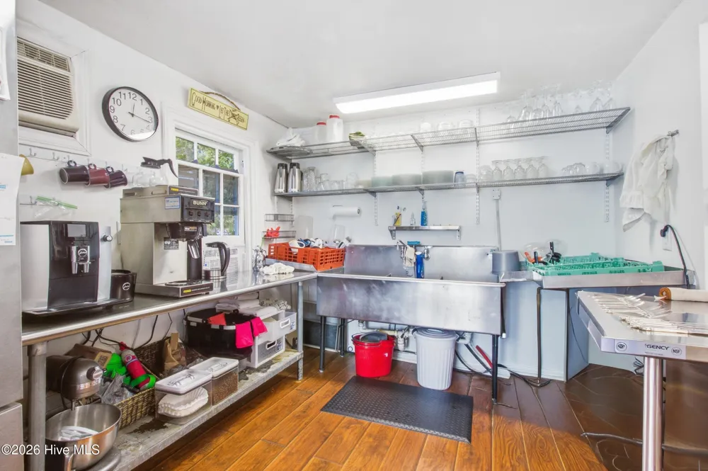 509 Pollock Street New Bern, NC 28562