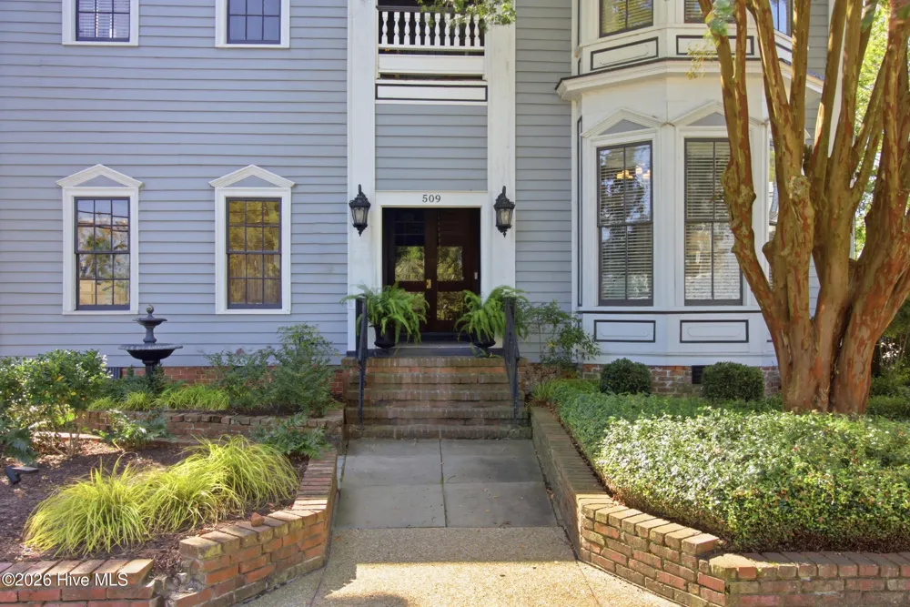 509 Pollock Street New Bern, NC 28562