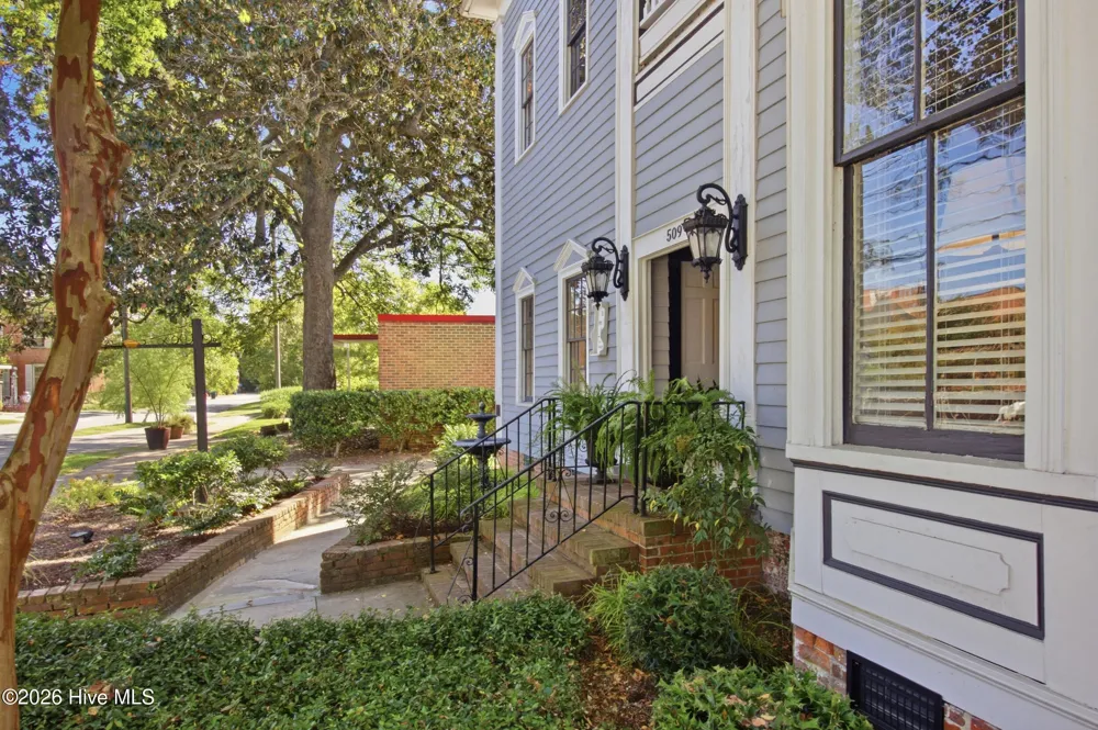 509 Pollock Street New Bern, NC 28562