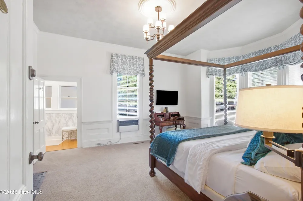 509 Pollock Street New Bern, NC 28562