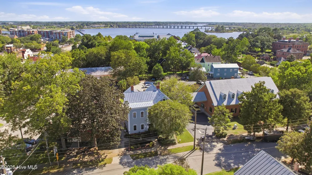 509 Pollock Street New Bern, NC 28562