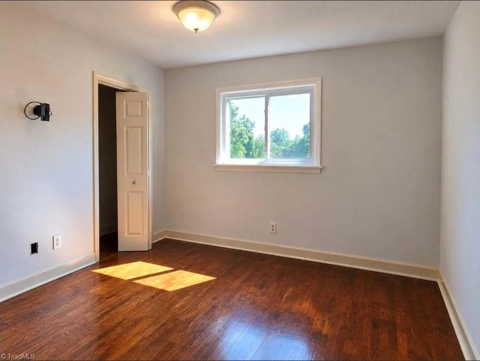 1013 Frank Street Mount Airy, NC 27030