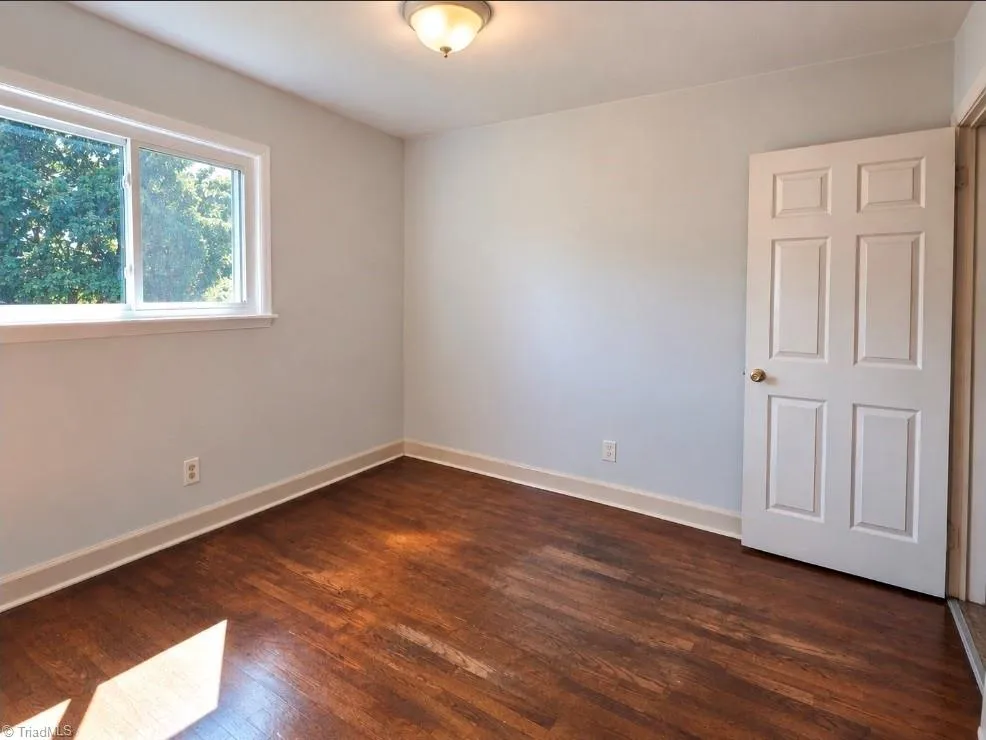 1013 Frank Street Mount Airy, NC 27030