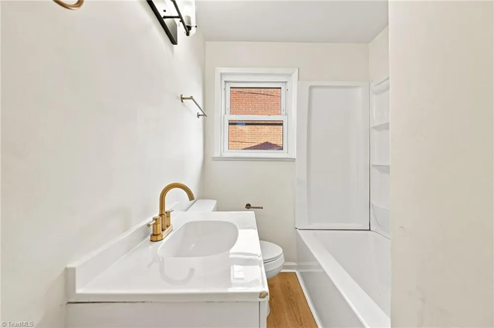1664 NE 23rd Street Winston-Salem, NC 27105