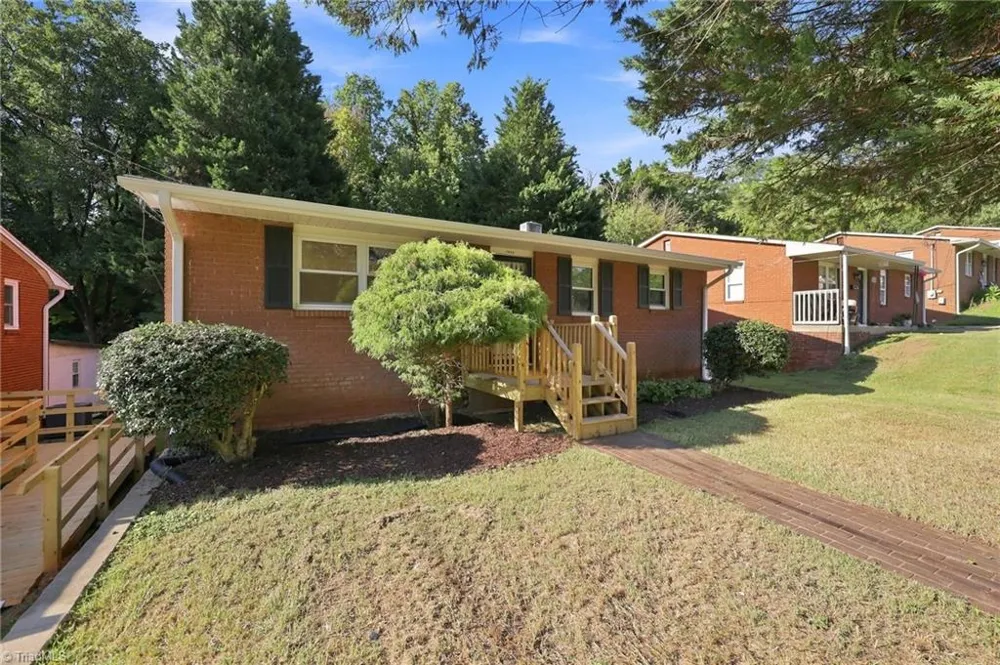 1664 NE 23rd Street Winston-Salem, NC 27105