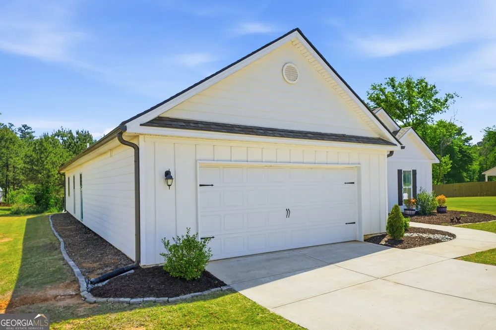 189 Marie CT Bethlehem, GA 30620