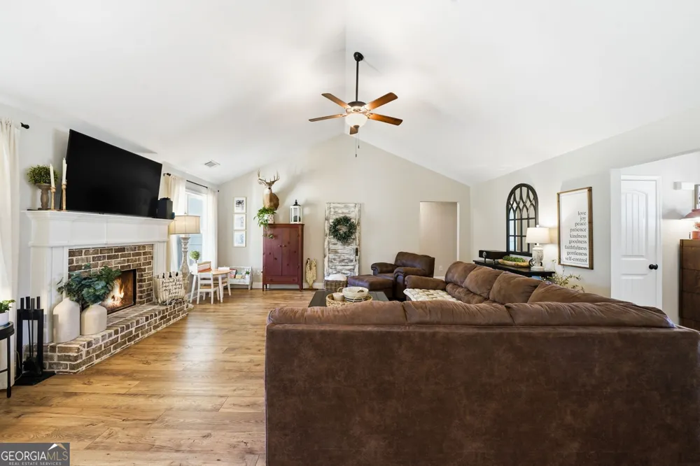 189 Marie CT Bethlehem, GA 30620