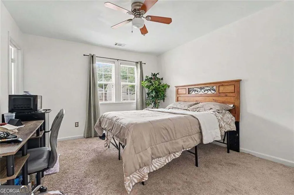 6195 Park Leaf WALK Buford, GA 30518