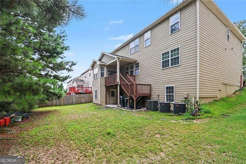 6195 Park Leaf WALK Buford, GA 30518