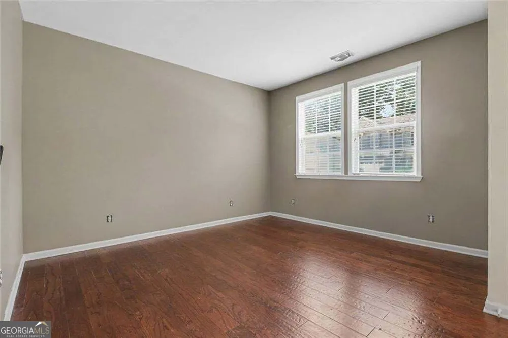 6195 Park Leaf WALK Buford, GA 30518