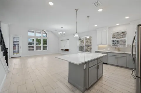 15862 Shasta Daisy Road