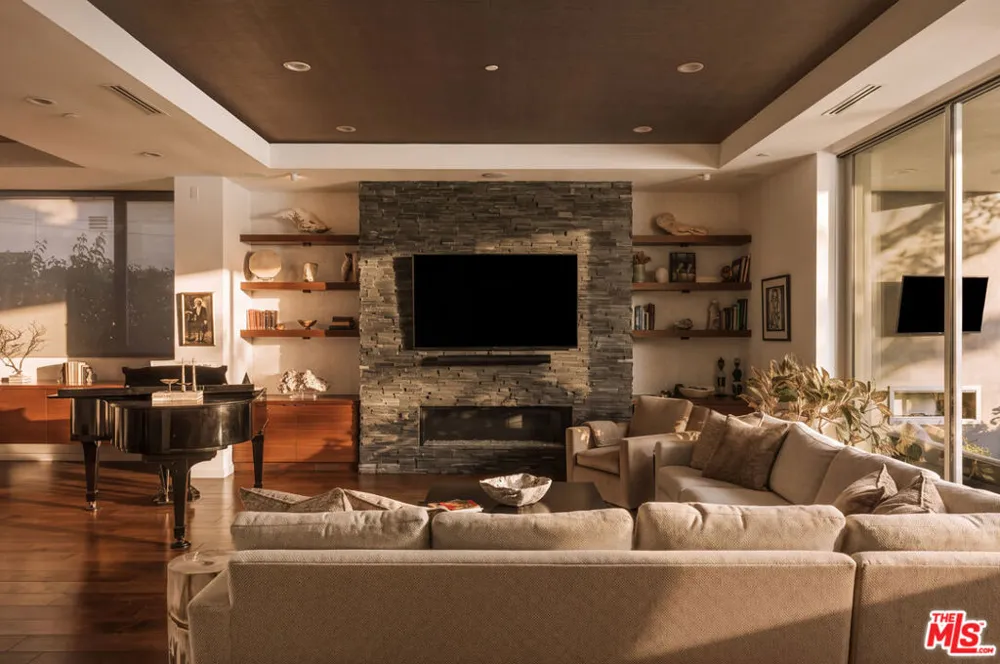 2316 Pelham Avenue Los Angeles, CA 90064