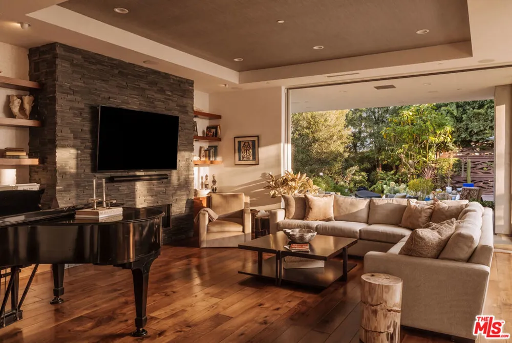 2316 Pelham Avenue Los Angeles, CA 90064