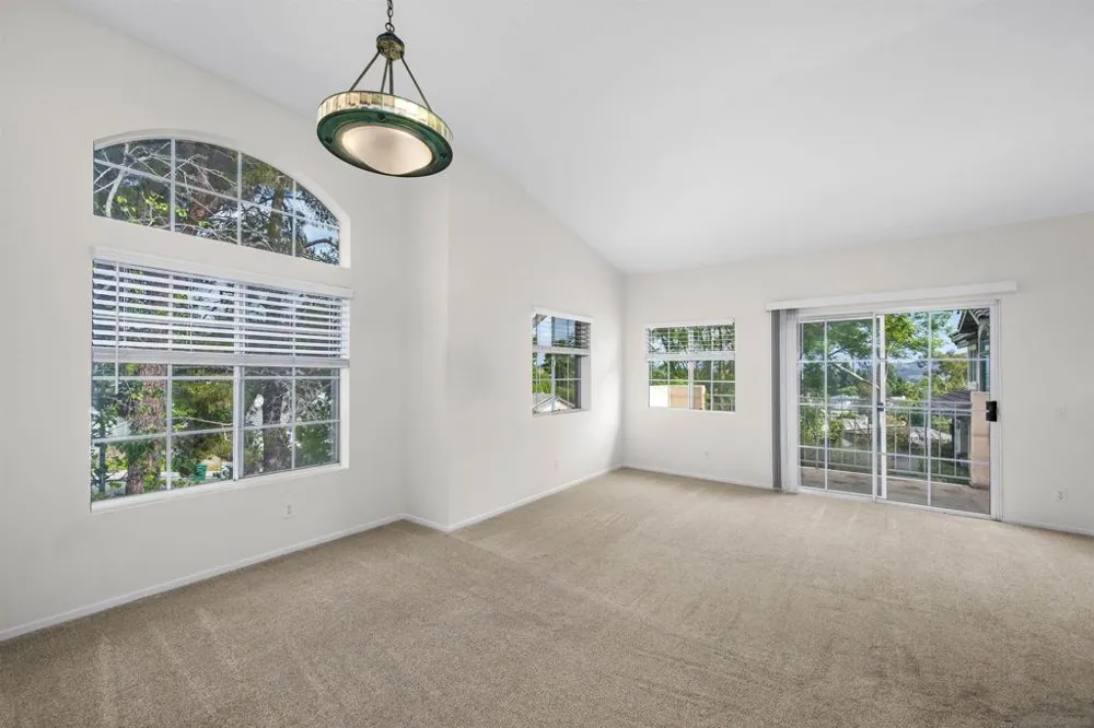 11908 Tivoli Park Row #1 San Diego, CA 92128