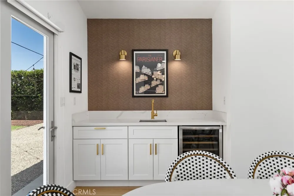 2135 Parsons Street Costa Mesa, CA 92627