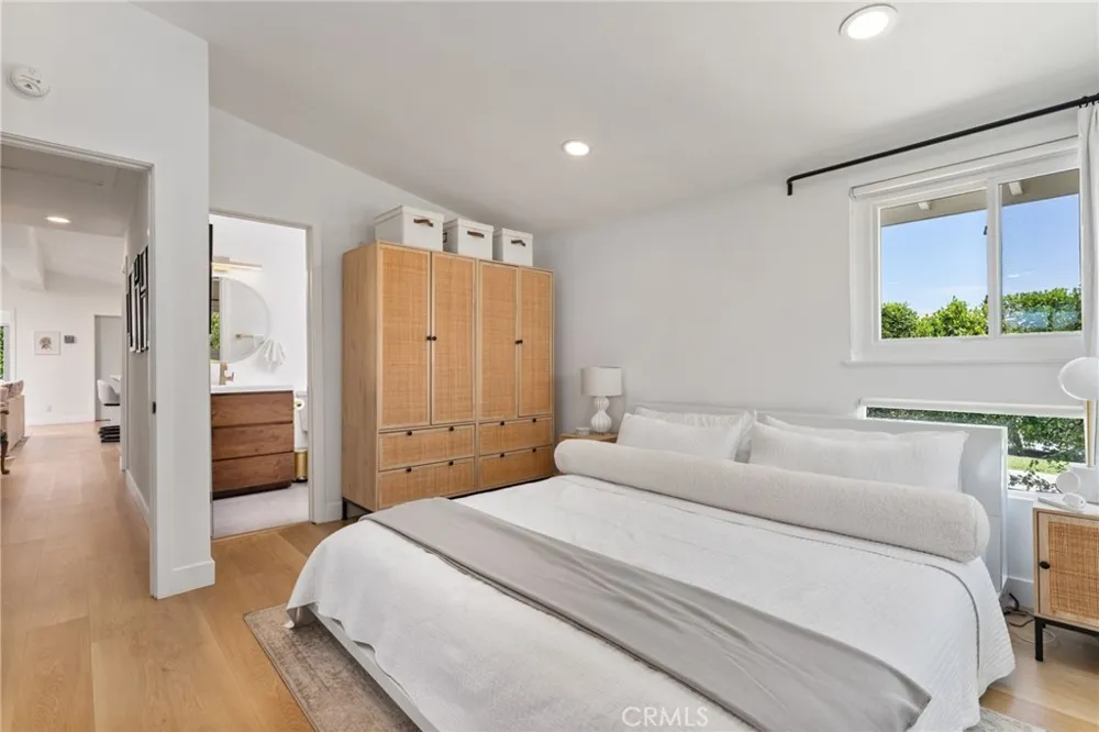 2135 Parsons Street Costa Mesa, CA 92627