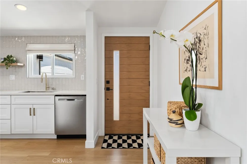 2135 Parsons Street Costa Mesa, CA 92627