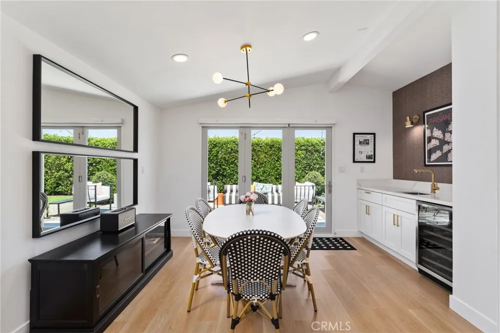 2135 Parsons Street Costa Mesa, CA 92627