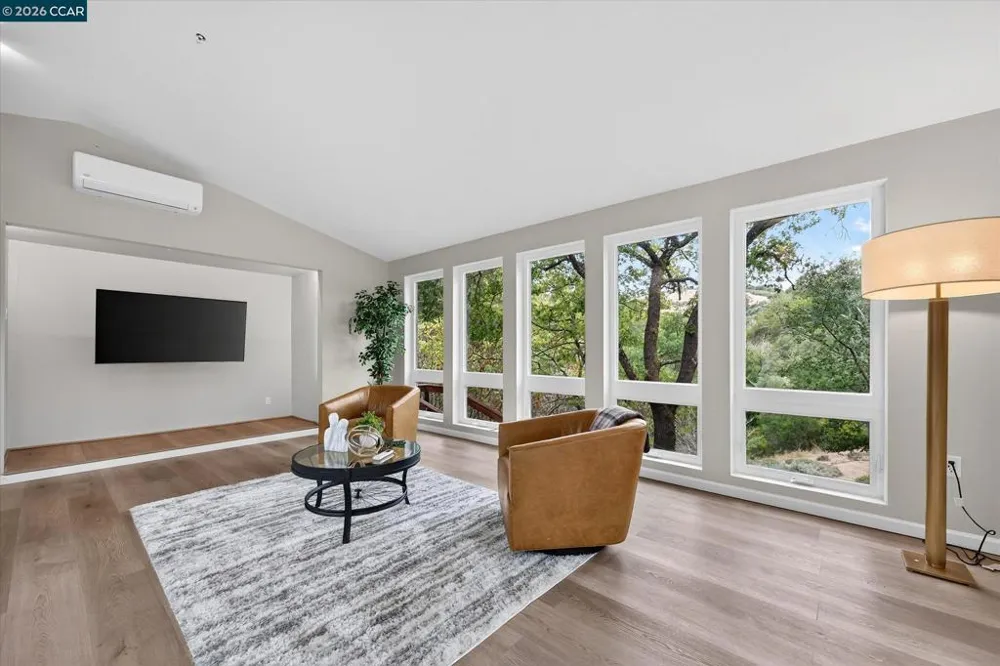 691 Old Jonas Hill Rd Lafayette, CA 94549