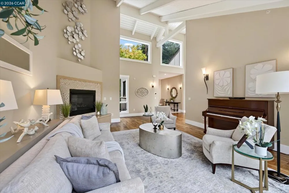691 Old Jonas Hill Rd Lafayette, CA 94549